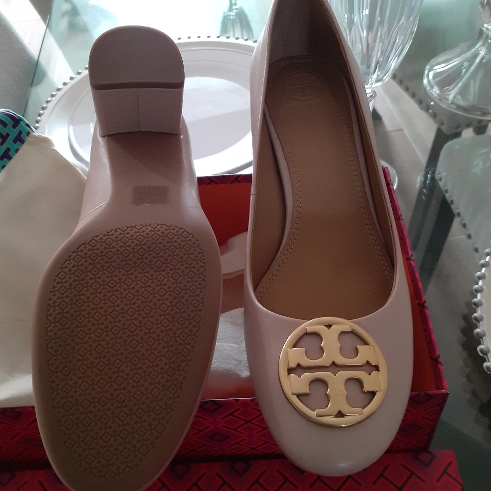 New Tori Brooks Shoes size 9
